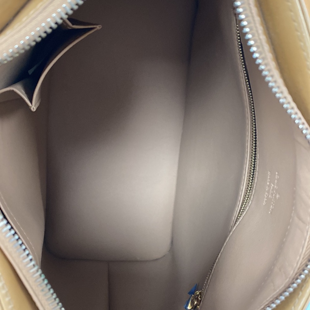 Louis Vuitton Houston Tote vernis - Picture 6 of 10